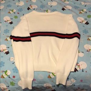 Brandy Melville Sweaters - Very Cute Sweater Brandy Melville Sweaters - Very Cute Sweater